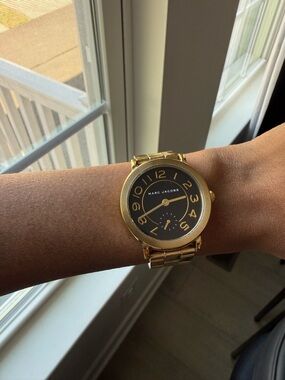 Marc Jacobs Gold and Black Round Bracelet Watch